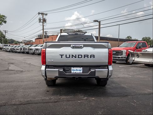 Used 2022 Toyota Tundra Limited AWD/4WD image 4