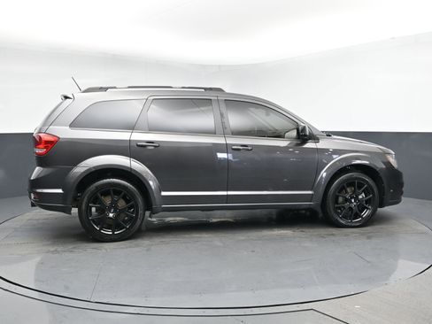 Used 2018 Dodge Journey GT w/ Nav & Sun Group image 3