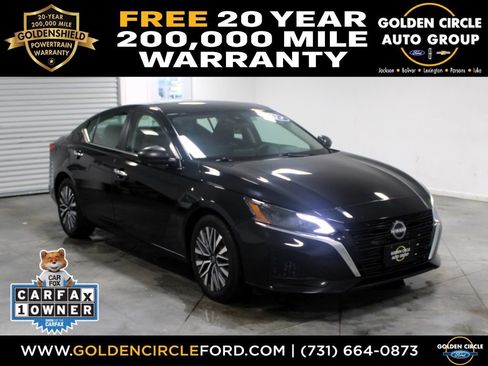 Used 2024 Nissan Altima 2.5 SV FWD image 1