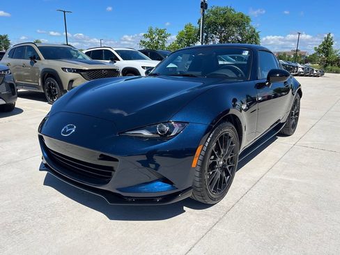 Certified 2025 MAZDA MX-5 Miata RF Club w/ Interior Package RWD image 4