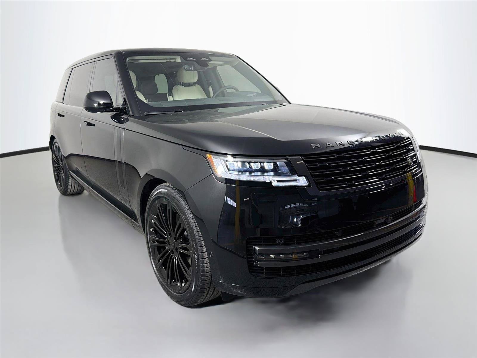 New 2026 Land Rover Range Rover Long Wheelbase SE AWD/4WD image 3