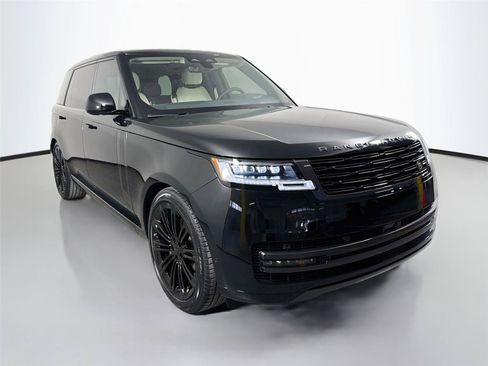 New 2026 Land Rover Range Rover Long Wheelbase SE AWD/4WD image 3