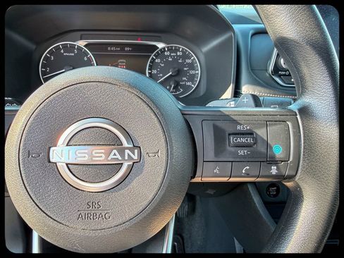Used 2024 Nissan Rogue SV AWD/4WD image 28