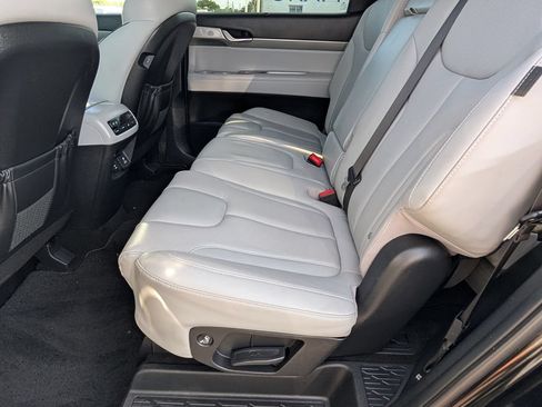 Used 2023 Hyundai Palisade SEL AWD/4WD image 24