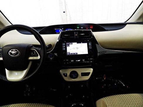 Used 2017 Toyota Prius Three w/ Carpet Mat Package FWD image 23
