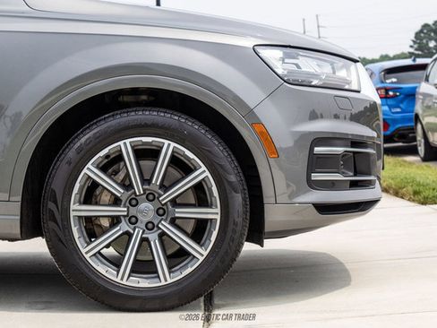 Used 2018 Audi Q7 3.0T Prestige AWD/4WD image 11