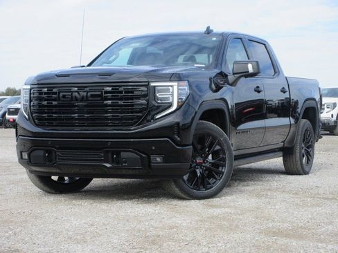 New 2026 GMC Sierra 1500 Denali w/ Denali Reserve Package AWD/4WD image 9