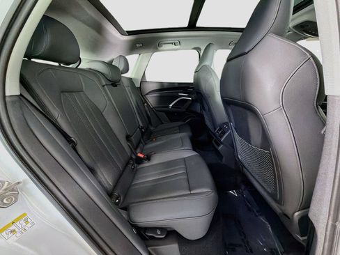 Certified 2025 Audi Q5 Premium w/ Premium Plus AWD/4WD image 28