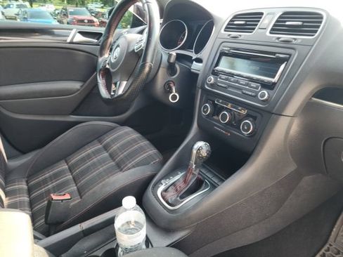 Used 2014 Volkswagen GTI Wolfsburg Edition FWD image 39
