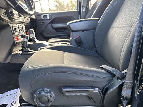 Used 2022 Jeep Wrangler Unlimited Rubicon 4xe w/ Cold Weather Group image 12