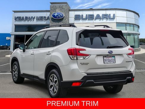 Used 2023 Subaru Forester Premium AWD/4WD image 4