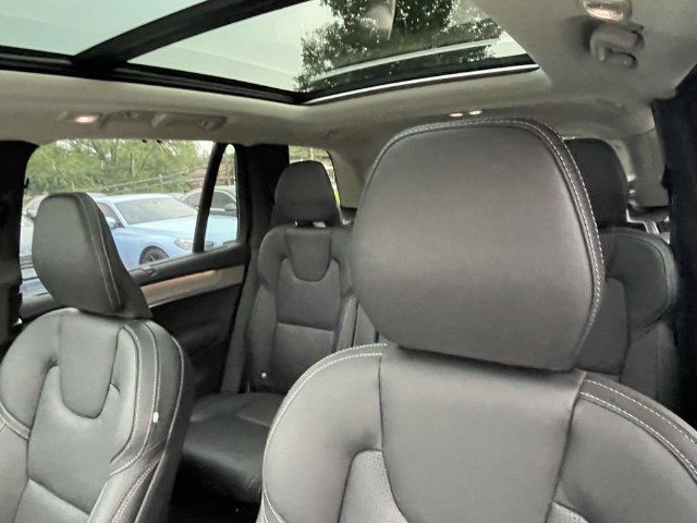 Used 2026 Volvo XC90 B6 Ultra w/ Protection Package AWD/4WD image 15