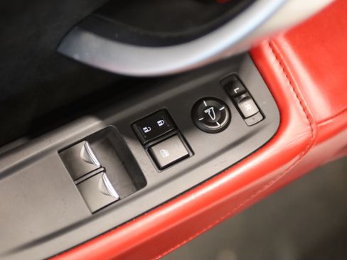 Used 2017 Acura NSX AWD/4WD image 16