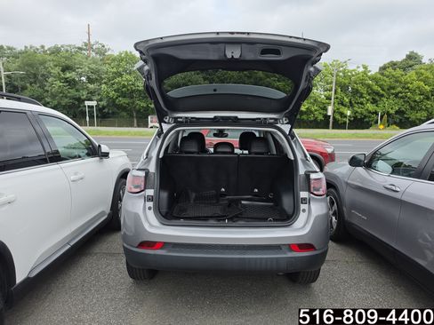 Used 2018 Jeep Compass Latitude AWD/4WD image 20