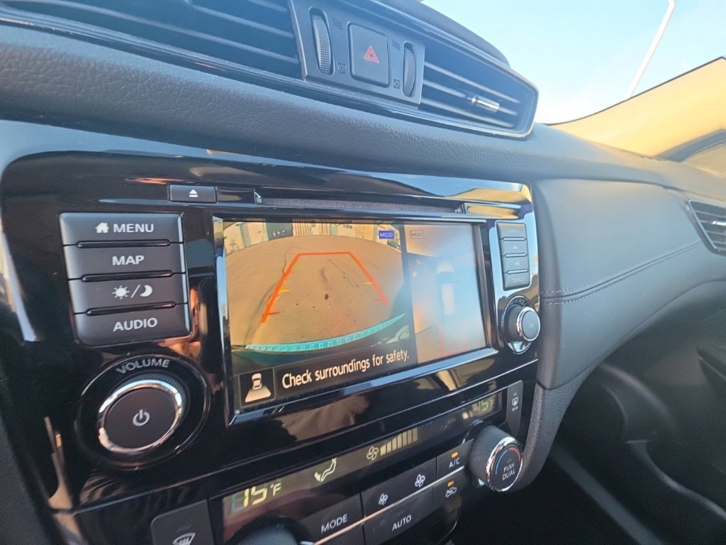 Used 2020 Nissan Rogue SL w/ Premium Package AWD/4WD image 17