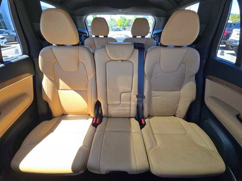 Used 2018 Volvo XC90 T6 Inscription w/ Convenience Package AWD/4WD image 18