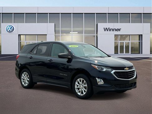 Used 2021 Chevrolet Equinox LS w/ LS Convenience Package FWD image 7