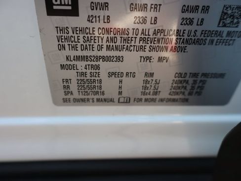 Used 2023 Buick Encore GX Preferred w/ Cold Weather Comfort Package FWD image 35