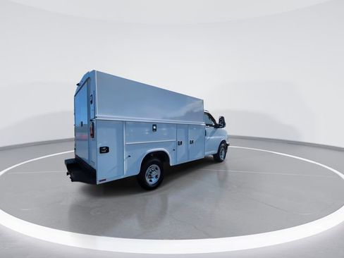 New 2025 Chevrolet Express 3500 Work Van w/ Power Convenience Package image 5