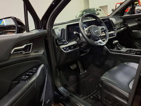 Used 2024 Kia Sportage X-Pro AWD/4WD image 17