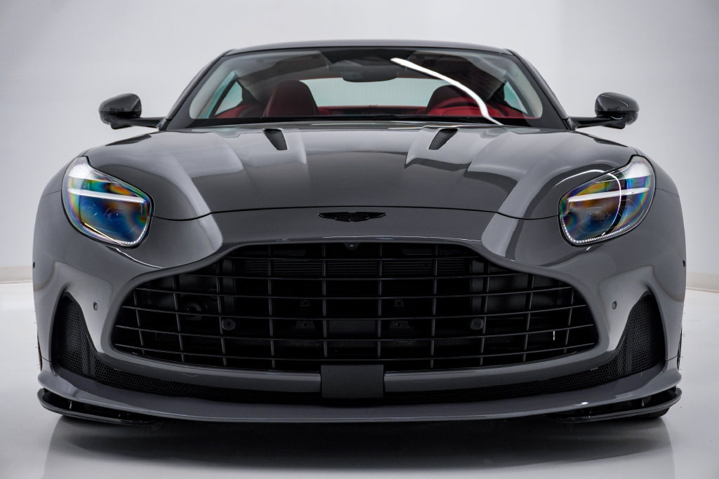 Used 2024 Aston Martin DB12 Coupe RWD image 5
