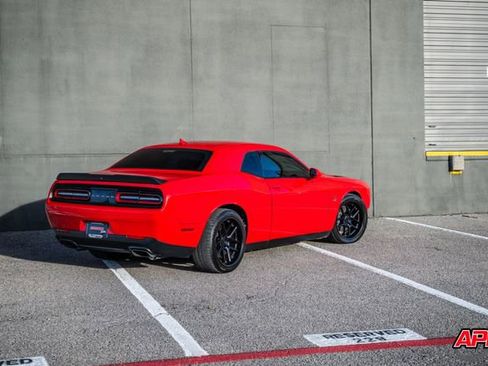 Used 2019 Dodge Challenger R/T Scat Pack w/ Plus Package image 21