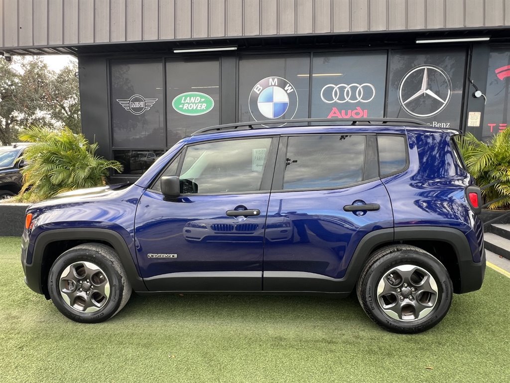 Used 2017 Jeep Renegade Sport w/ Power & Air Group FWD image 7