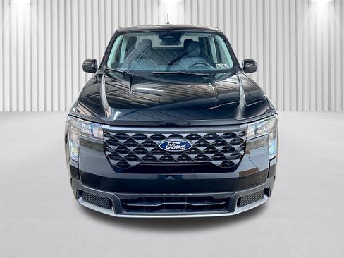 New 2025 Ford Maverick XLT w/ XLT Luxury Package FWD image 11