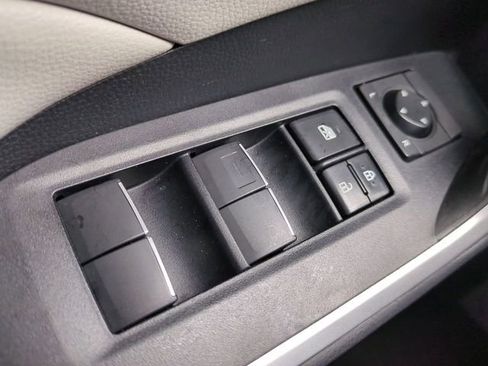 Used 2019 Toyota RAV4 XLE Premium w/ Cold Weather Package FWD image 26