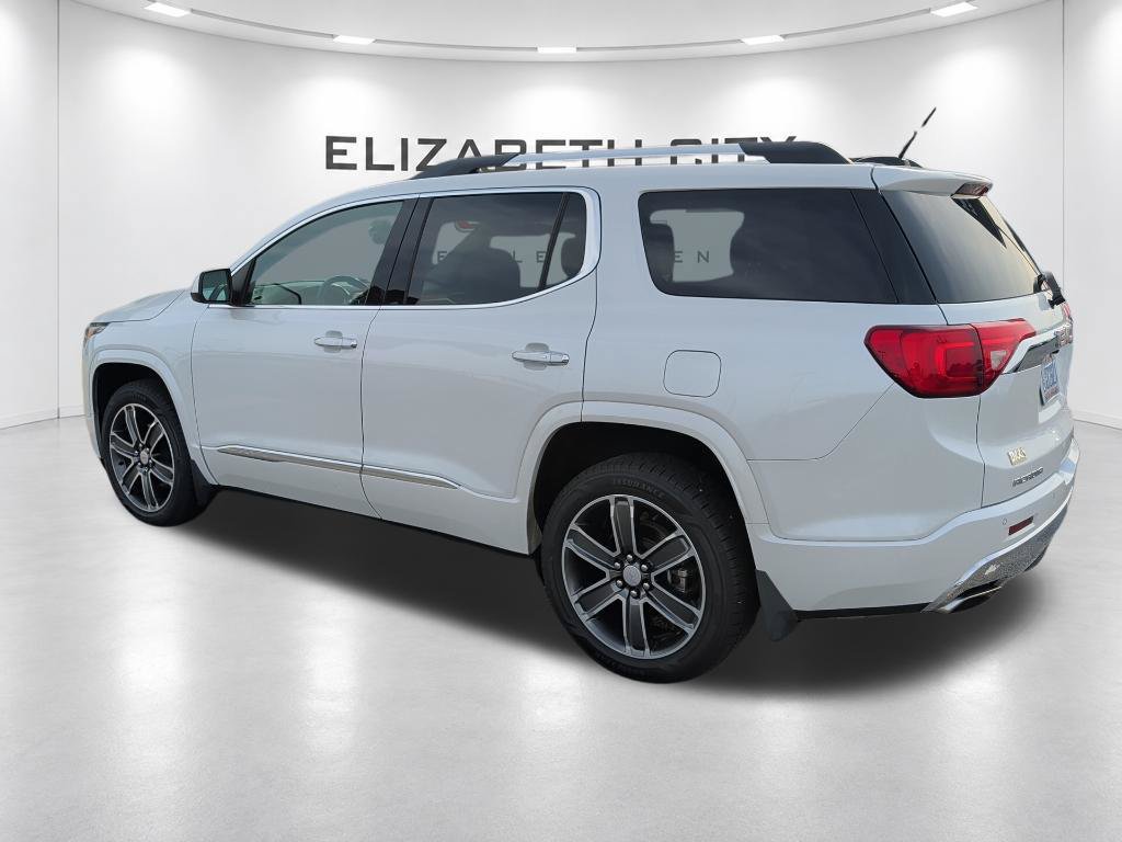 Used 2019 GMC Acadia Denali w/ Technology Package FWD image 5