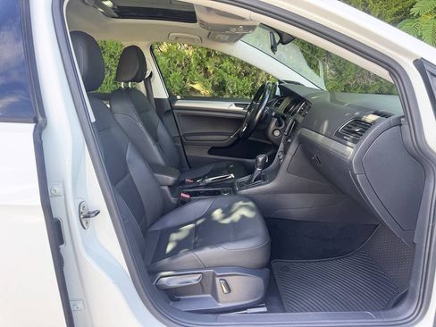 Used 2015 Volkswagen Golf SE w/ Lighting Package FWD image 12