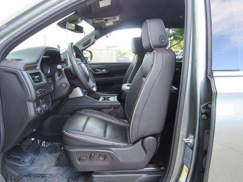 Used 2024 Chevrolet Tahoe Premier image 16