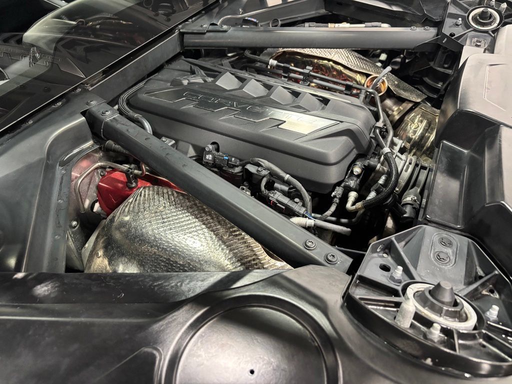 Used 2022 Chevrolet Corvette Stingray Coupe w/ Z51 Performance Package RWD image 50