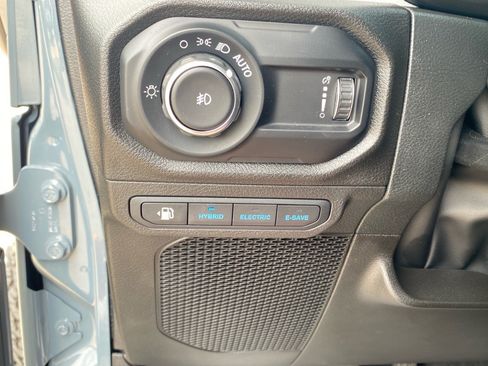 Used 2025 Jeep Wrangler Unlimited Sport S 4xe AWD/4WD image 22