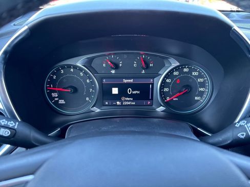 Used 2024 Chevrolet Equinox Premier image 25