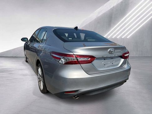 Used 2019 Toyota Camry XLE w/ Driver Assist Package FWD image 5