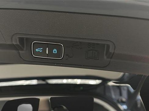 New 2026 Ford Explorer Active image 32