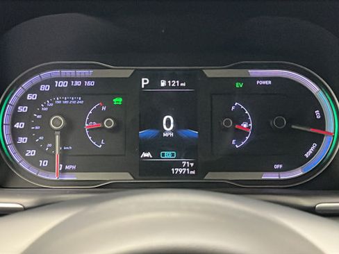 Used 2022 Hyundai Tucson SEL AWD/4WD image 16