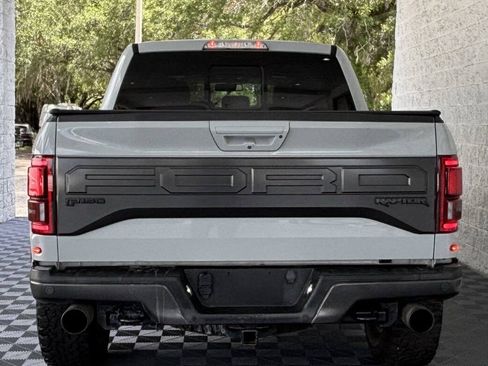 Used 2017 Ford F150 Raptor w/ Equipment Group 802A Luxury AWD/4WD image 8