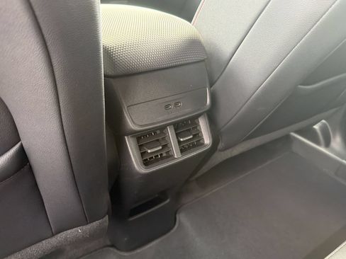 Used 2025 Chevrolet Equinox RS w/ Safety and Technology Package FWD image 29