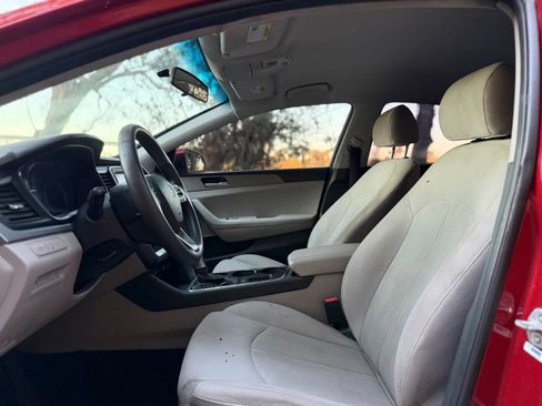 Used 2019 Hyundai Sonata SE FWD image 9