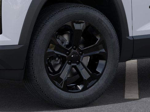 New 2026 Chevrolet Equinox LT w/ Midnight Edition FWD image 21