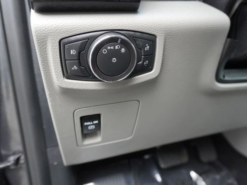 Used 2018 Ford F150 XL w/ Equipment Group 101A Mid AWD/4WD image 23