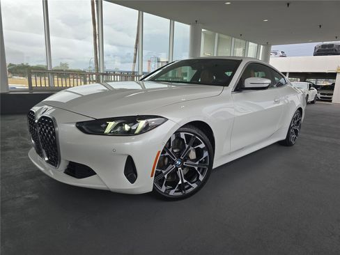 Certified 2025 BMW 430i Coupe w/ Convenience Package image 27