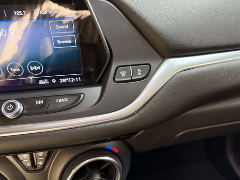 Used 2020 Chevrolet Blazer LT image 33