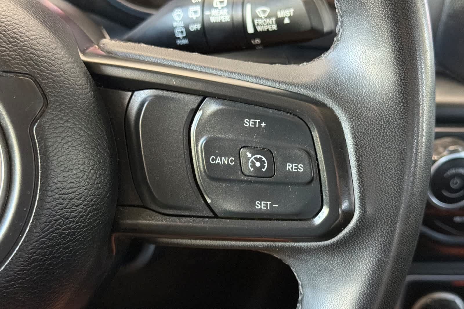 Used 2023 Jeep Wrangler Unlimited AWD/4WD image 27