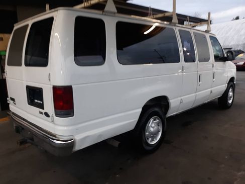 Used 2009 Ford E-350 and Econoline 350 XLT image 5