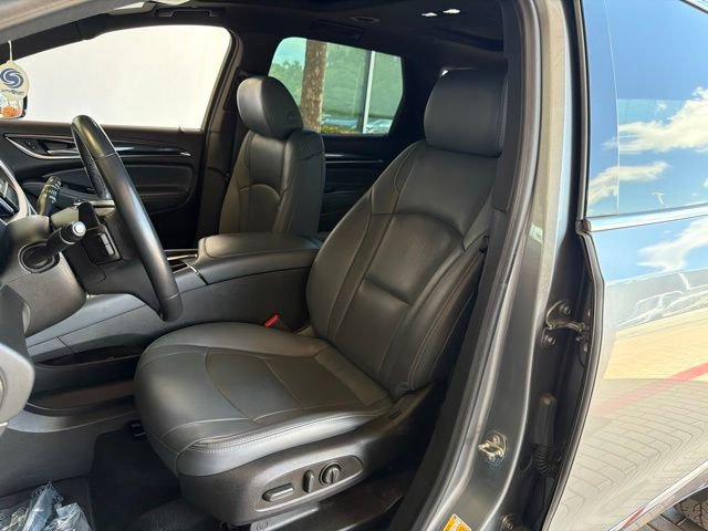 Used 2023 Buick Enclave Essence w/ Experience Buick Package FWD image 15