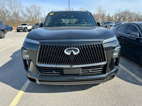 Used 2025 INFINITI QX80 Autograph image 2