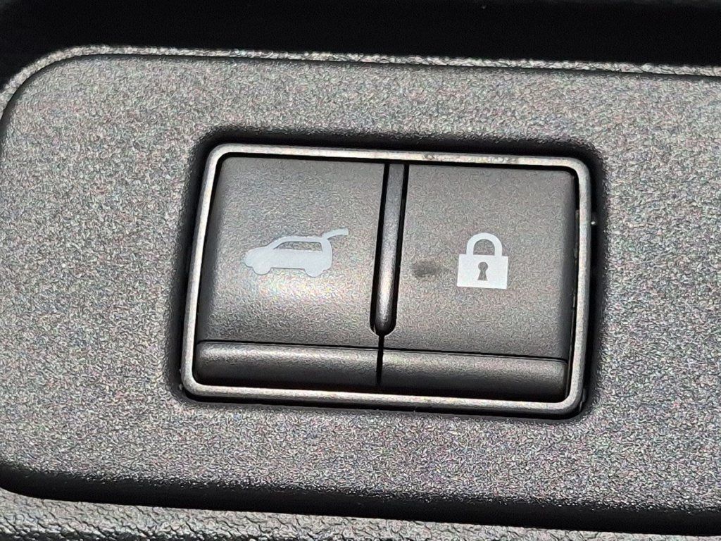 Used 2023 Nissan Rogue SV w/ SV Premium B Package AWD/4WD image 26